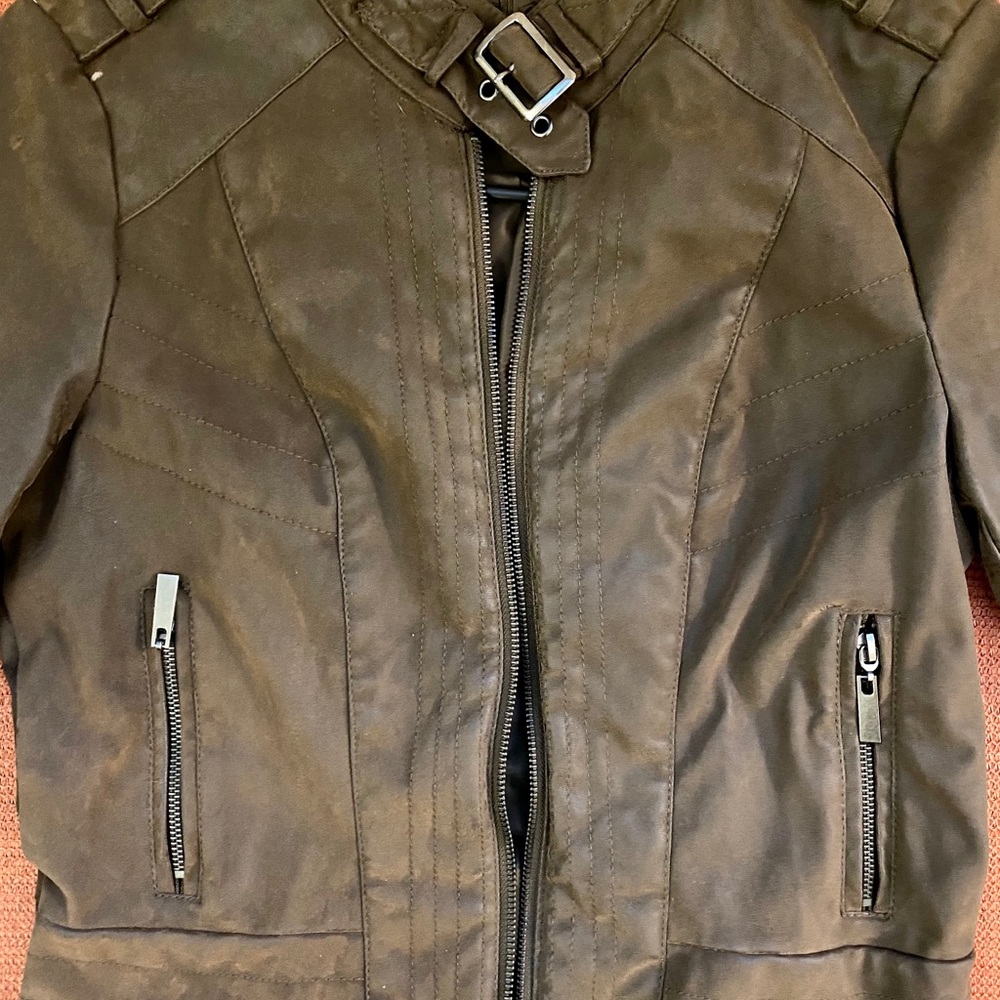 Leather jacket - Picture 3 of 5